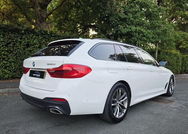 2019 BMW 5 Series 2.0 520d M Sport Touring Auto Euro 6 (s/s) 5dr