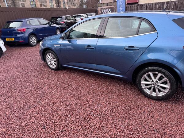Renault Megane view 6