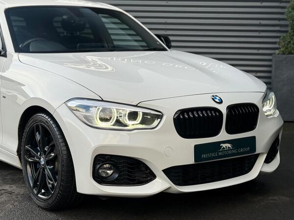 BMW 1 Series view 3