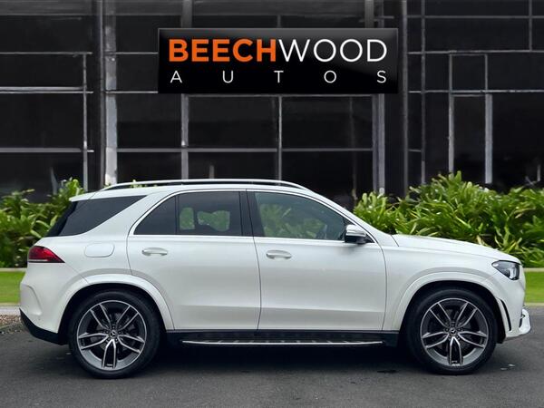 Mercedes-Benz E view 7