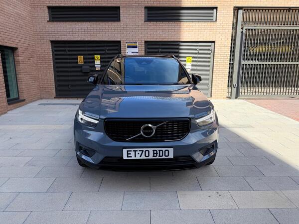 2020 Volvo XC40 2.0 B4 MHEV R-Design Pro Auto Euro 6 (s/s) 5dr