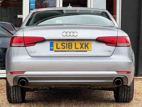 Audi A4 view 6