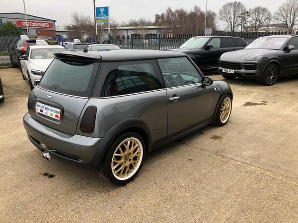 MINI Hatch view 7