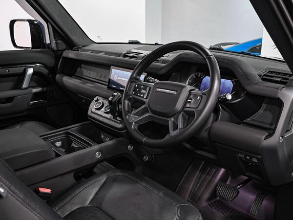 Land Rover 90 view 2