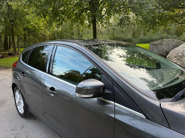 2017 Ford Focus 1.0T EcoBoost Zetec Edition Euro 6 (s/s) 5dr