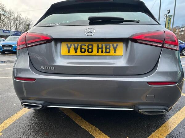 Mercedes-Benz A view 4