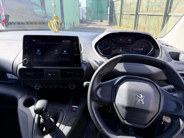 2022 Peugeot Partner 1.5 BlueHDi 850 Professional Premium + Long Crew Van Double Cab 6dr Diesel Manual LWB Euro 6 (s/s) (100 bhp)