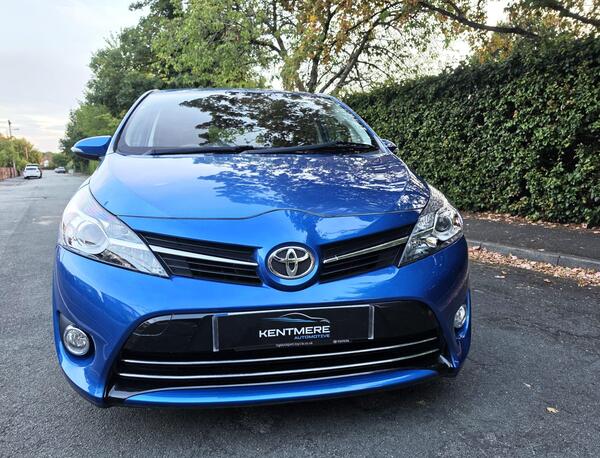 2014 Toyota Verso 1.8 V-Matic Icon Multidrive S Euro 5 5dr Euro 5