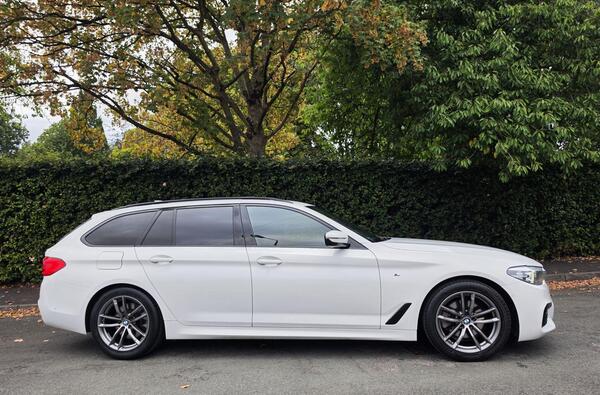 2019 BMW 5 Series 2.0 520d M Sport Touring Auto Euro 6 (s/s) 5dr