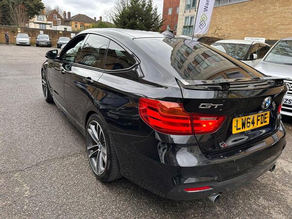 BMW 3 Series view 7