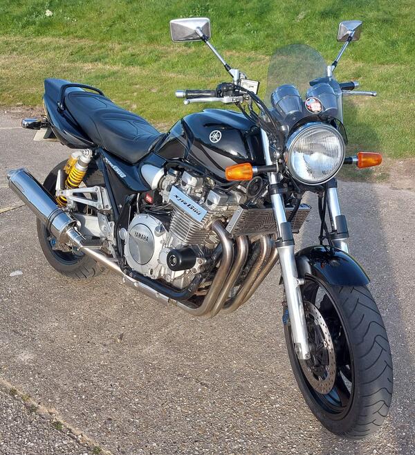 バイク XJR1300 インジェクション化でXJR1300の空冷フィナーレに込めたヤマハ魂