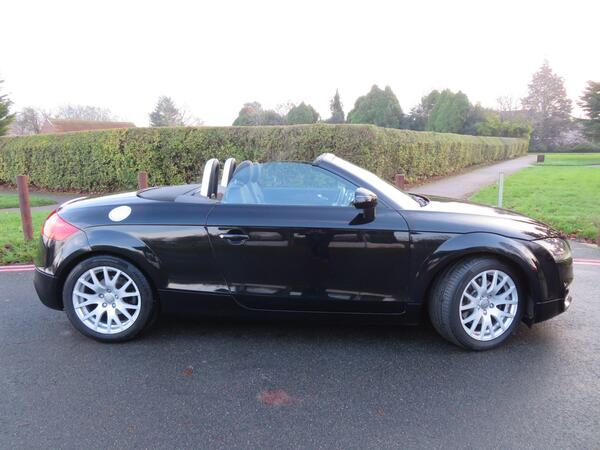 Audi TT view 3