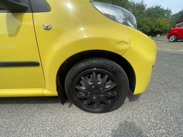 Peugeot 107 view 7