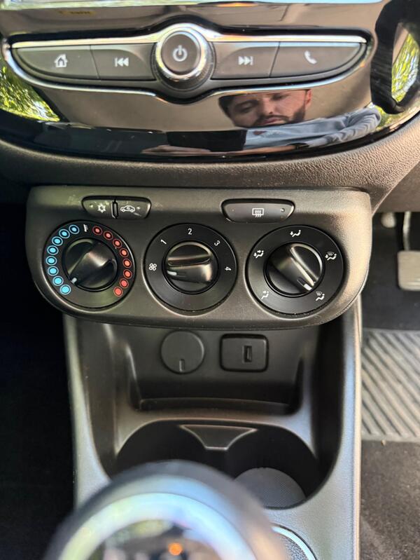 2017 Vauxhall Corsa 1.4i ecoTEC SRi Euro 6 3dr