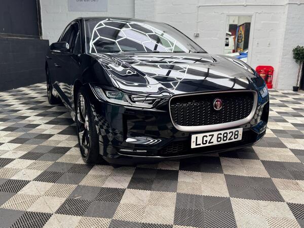 Jaguar I-Pace view 6