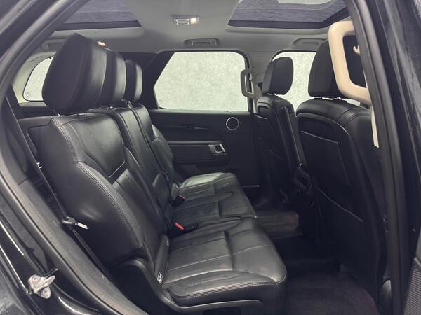 Land Rover Discovery view 5