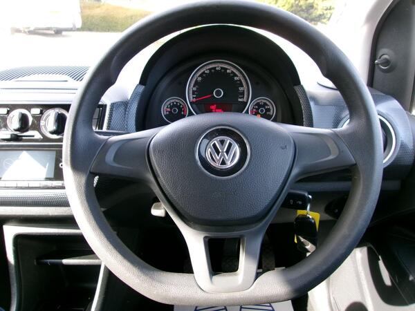 2017 Volkswagen up! 1.0 Move up! Euro 6 (s/s) 5dr