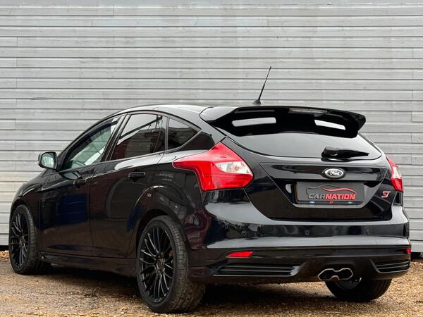 Ford Focus view 4