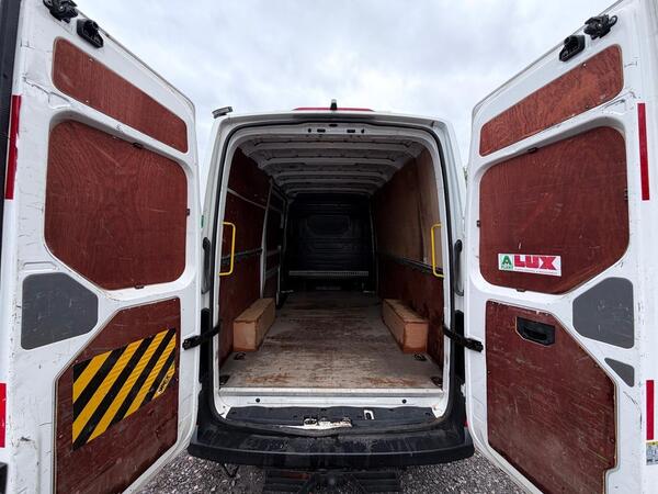 2021 Volkswagen Crafter 2.0 TDI CR35 Trendline RWD MWB Euro 6 (s/s) 5dr