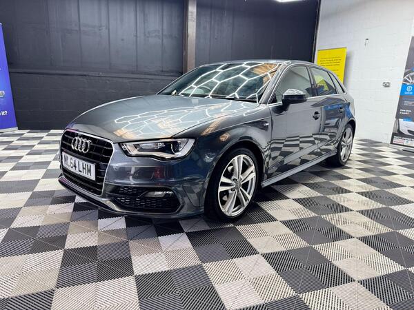 Audi A3 view 4