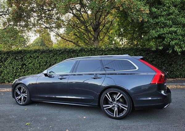 2019 Volvo V90 2.0 D5 PowerPulse R-Design Auto AWD Euro 6 (s/s) 5dr