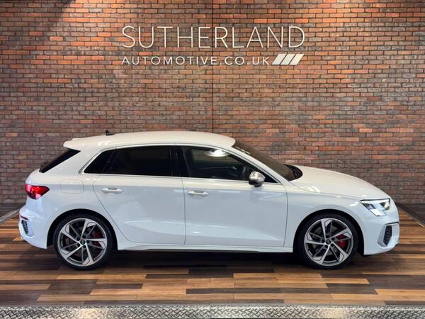 Audi S3 view 4