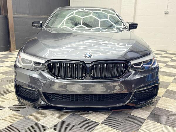 BMW 5 Series view 2