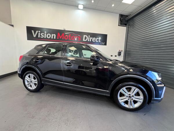 Audi Q2 view 3