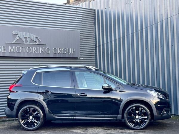 Peugeot 2008 view 3