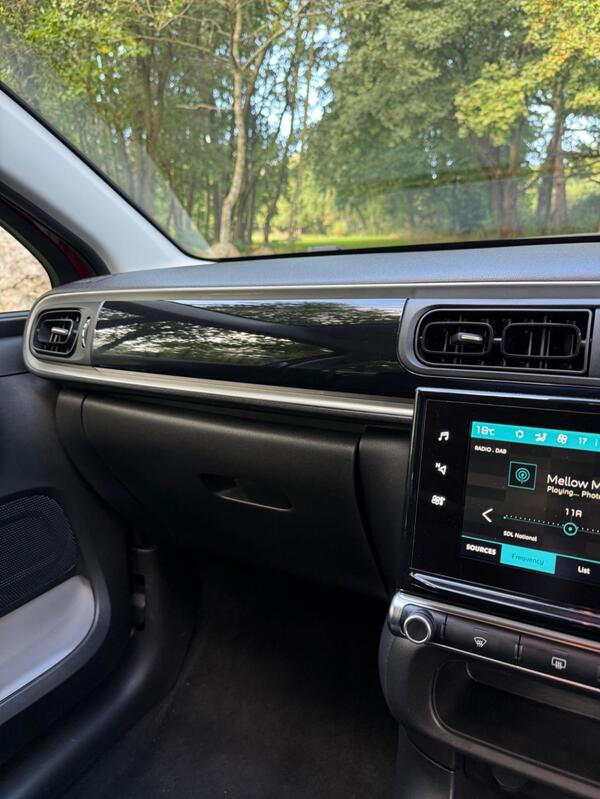 2017 Citroen C3 1.2 PureTech Feel Euro 6 5dr