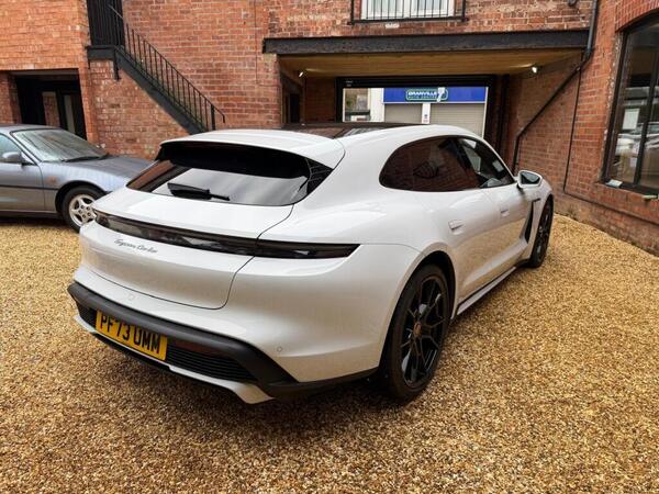 Porsche Taycan view 4