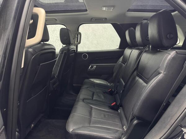 Land Rover Discovery view 6