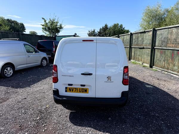 2022 Peugeot Partner 1.5 BlueHDi 850 Professional Premium + Long Crew Van Double Cab 6dr Diesel Manual LWB Euro 6 (s/s) (100 bhp)