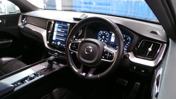 Volvo XC60 view 6