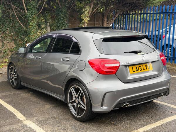 Mercedes-Benz A Class: Rear Left