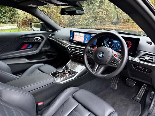 BMW M2 view 2