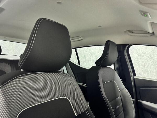 Dacia Sandero view 5