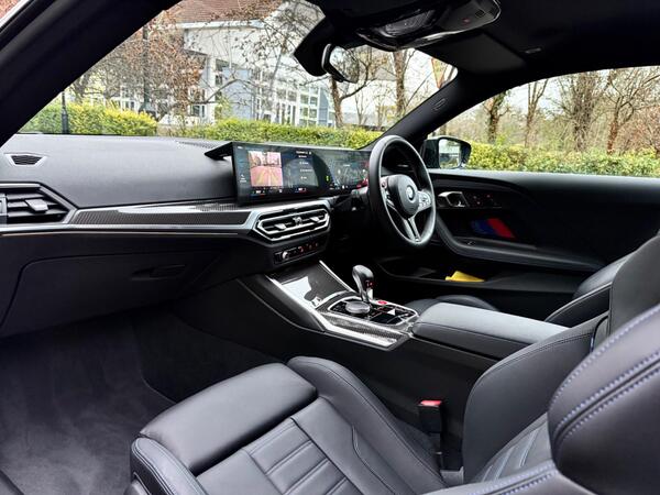 BMW M2 view 6