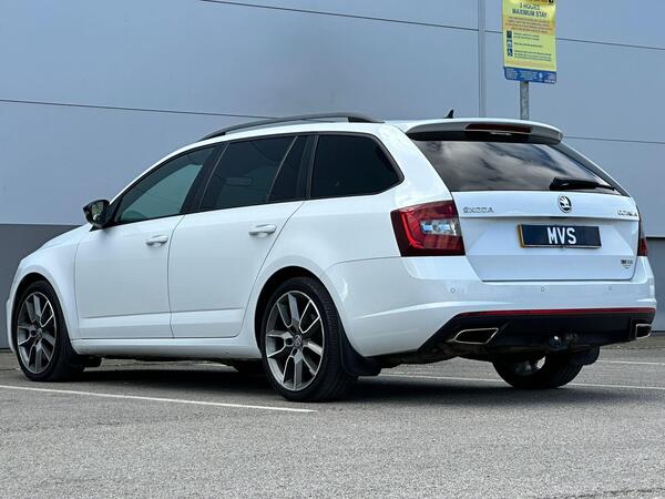 Skoda Octavia view 4