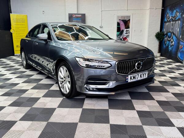 Volvo S90 view 5