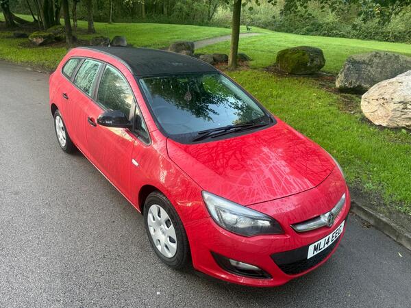 2014 Vauxhall Astra 1.6 16V Design Sports Tourer Auto Euro 5 5dr