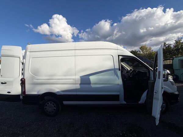 2020 Ford Transit 2.0 350 EcoBlue Trend RWD L3 H3 Euro 6 (s/s) 5dr