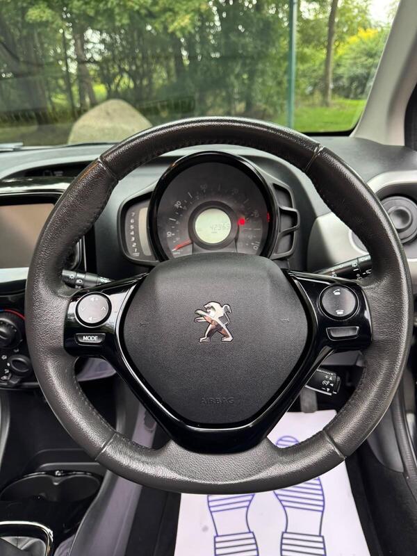 2015 Peugeot 108 1.2 VTi PureTech Allure Top! Euro 5 5dr