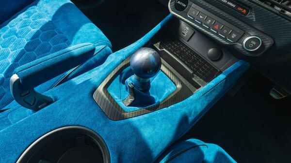 Ford Mustang view 7