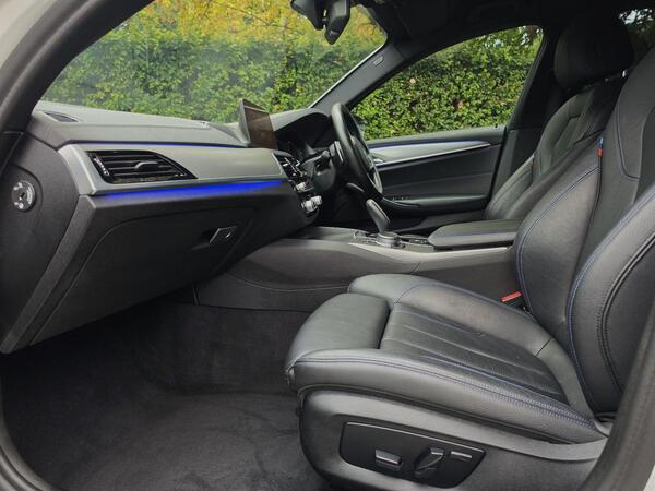 2019 BMW 5 Series 2.0 520d M Sport Touring Auto Euro 6 (s/s) 5dr