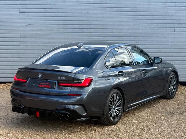 BMW 3 Series view 5