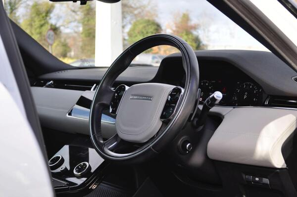 Land Rover Range Rover Evoque view 7