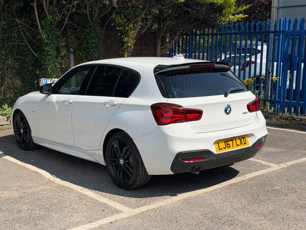 BMW 1 Series: Rear Left