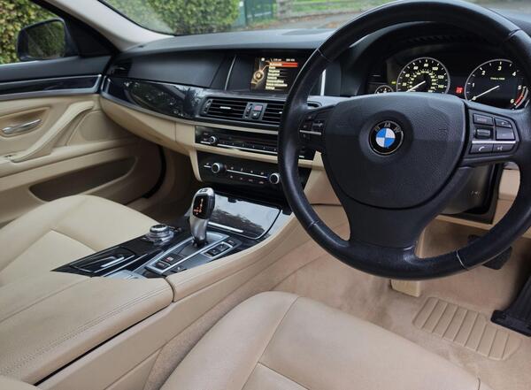 2015 BMW 5 Series 2.0 520d SE Touring Auto Euro 6 (s/s) 5dr