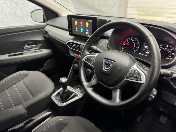 Dacia Sandero view 2
